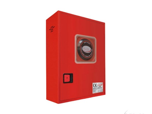 BIE Compacta 25 mm Manguera 20 mts con Puerta Semiciega Roja con Visor.